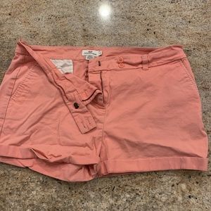 Vineyard vines shorts